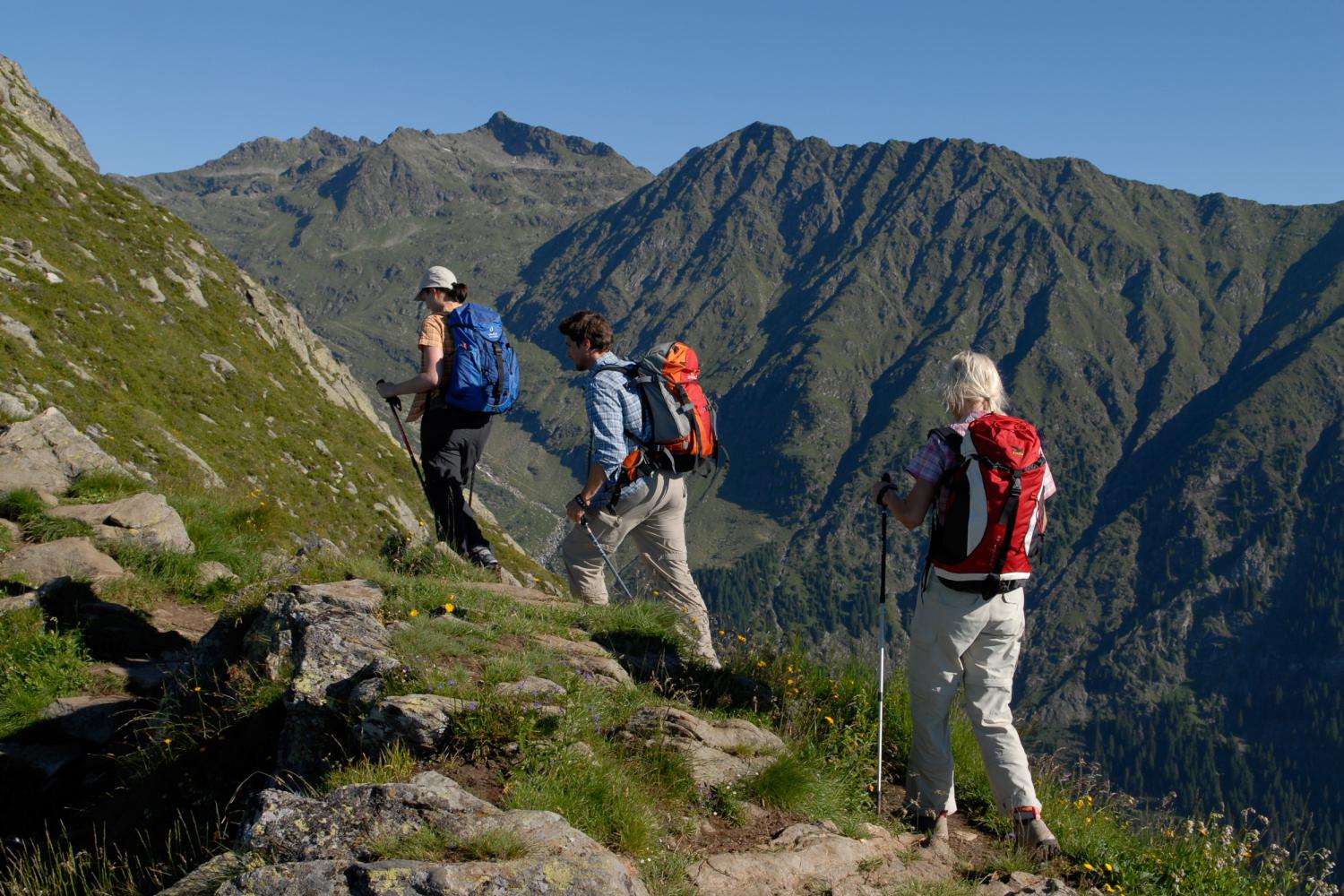 Wandern im Spronsertal bei Meran